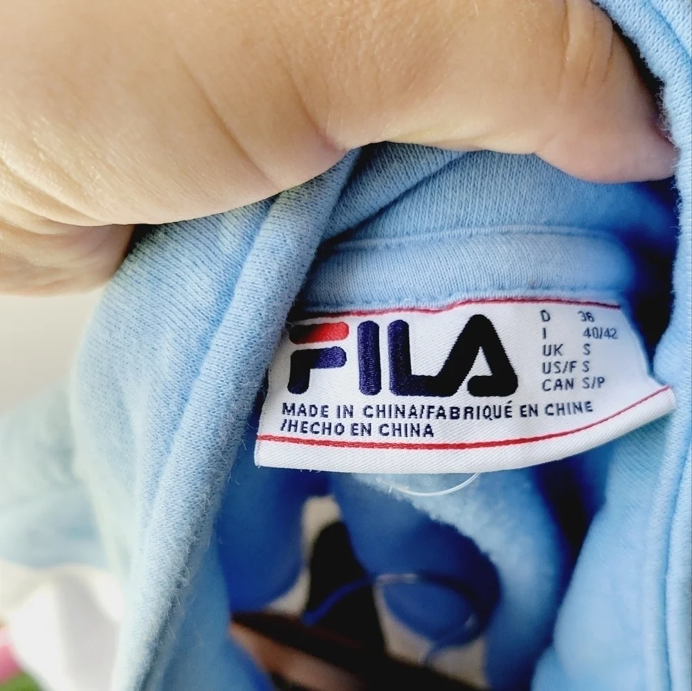 Fila athletic pull over sweater‎ colors blue white and black size S